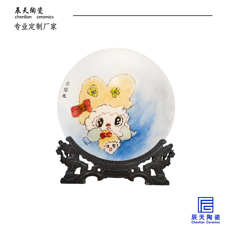 <b>客户定制 可爱手绘陶瓷纪念盘</b>